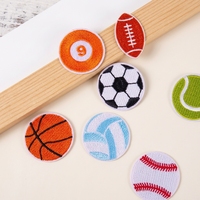 Patchs brodés personnalisés pour ballons de sport, thermocollants, broderie de football, basketball, baseball, appliques en gros pour chapeaux, sacs, vêtements