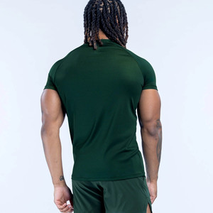 T-shirt de sport pour homme, manches courtes, personnalisable avec logo, en tissu extensible léger et respirant, pour entraînement et fitness. - Product Image 2