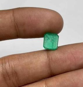 พลอยมรกตธรรมชาติจากแซมเบีย รูปทรงแปดเหลี่ยม สีเขียวสดใส แบบเจียระไนแปดเหลี่ยม สำหรับทำเครื่องประดับ - Product Image 3