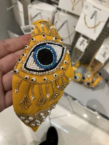 Fournisseur en gros Serre-tête noué brodé de perles en tissu pêche à motifs floraux, accessoire de coiffure tendance pour femme pour les fêtes - Product Image 3