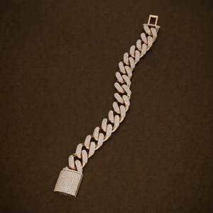 Pulsera de Cadena Chapada en Oro de 18K para Hombre, con Micro Pavé de Diamantes, de Lujo para Uso Diario - Product Image 2