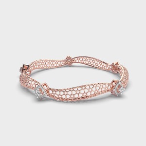 Brazalete de Diseño con Diamantes Redondos Cultivados en Laboratorio, Certificados por IGI, en Oro Amarillo/Blanco/Rosa de 14K con Detalles de Halo - Product Image 5