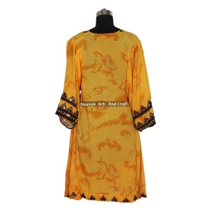 Robe Balochi afghane noire vintage faite à la main, meilleur design, vêtements pour femmes, inspirée de la culture pakistanaise / indienne, BDR061 Robe Balochi - Product Image 2