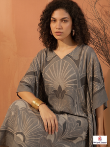 Robe Kaftan Imprimée en Rayonne pour Femme, Longueur Genou, Coupe Évasée, Tenue de Plage, Vente en Gros, Fabricant OEM ODM, Fournisseur de Tissus Textiles Personnalisés - Product Image 5