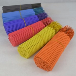 Vietnam-Meilleur prix Variété Bâton d'encens Raw Batti 8 pouces-19 pouces Pack Forme ronde parfumée ou non parfumée pour un usage religieux - Product Image 1