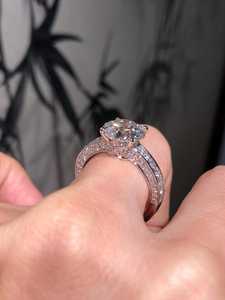 Anillo Romántico de Moissanita Brillante de 7MM con Corte Redondo, Rodio con Plata 925 Original, Regalo de Boda para Novia - Product Image 1