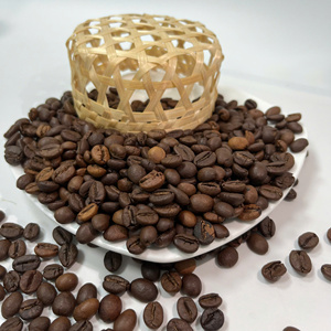 Grains de café torréfiés de qualité supérieure fabriqués au Vietnam Service de torréfaction personnalisé disponible Prêt à être expédié Emballage personnalisé - Product Image 4