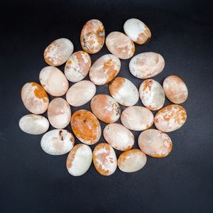 Pierre de poche en scolecite naturelle polie, cristal de guérison pour la méditation Reiki, décoration énergétique, vente en gros - Product Image 1