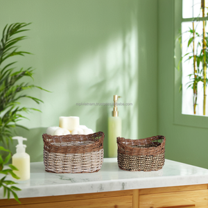 Panier de rangement rectangulaire en jonc de mer et rotin de style nordique unique de qualité supérieure avec base en bois-Idéal pour le rangement des vêtements - Product Image 4