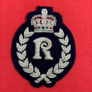 เสื้อแจ็คเก็ต โปโล เบลเซอร์ ปักลายด้วยด้ายเงิน ปักอักษร ปักตราสัญลักษณ์  หมวกดอกไม้รูปหัวใจแบบกำหนดเองได้ - Product Image 6