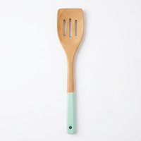 Spatule à fentes en bois massif avec manche vert menthe, écologique, résistante à la chaleur, compatible lave-vaisselle, ustensile de cuisine antiadhésif