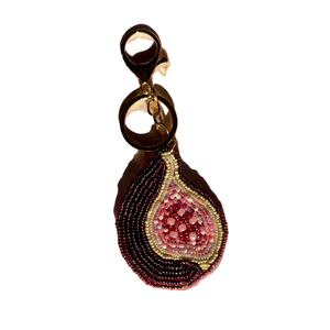 Llavero Tradicional Bordado con Cuentas, con Hermoso Patrón Hecho a Mano, Cuentas Coloridas y Acabado Decorativo - Product Image 5