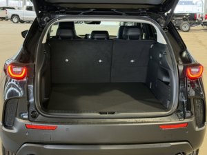 Mazda CX-50 Hybrid Premium Plus AWD SUV de luxe 2026 avec transmission automatique et sièges en cuir - Product Image 3
