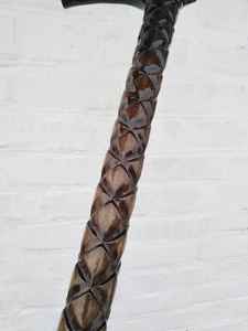 Bastón de Madera Moderno y Ecológico Hecho a Mano con Empuñadura de Madera - Tamaño Personalizable al Mejor Precio - Product Image 6