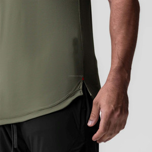 Débardeur de sport pour homme - Tissu de haute qualité, extensible et respirant pour la salle de sport, le fitness et les vêtements de sport - Product Image 4