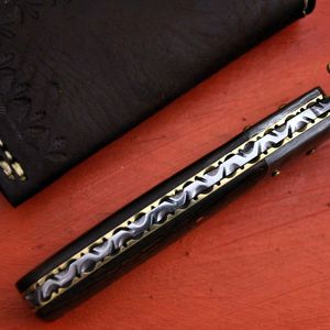Navaja Plegable de Acero de Damasco con Hoja de Punta Caída y Borde Biselado, Mango Negro, Perilla de Pulgar, Navaja de Bolsillo - Product Image 6