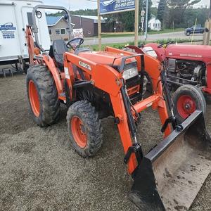 Tractor agrícola confiable que ofrece una gran capacidad de elevación, excelente eficiencia de combustible y una experiencia de conducción cómoda. - Product Image 5