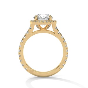 Anillo de Compromiso de Oro Amarillo de 14K con Diamante Cultivado en Laboratorio de 2 CT, Corte Redondo, con Halo y Banda Pavé para Mujer - Product Image 3