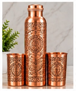 Juego de Botella de Agua de Cobre Artesanal con Tapa y Dos Tazas, Diseño Grabado de Montaña y Bosque, Termo para Camping - Product Image 5
