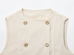 Gilet décontracté beige à col rond et double boutonnage pour femme, coupe-vent, respirant, sans manches, avec poches à rabat - Product Image 3