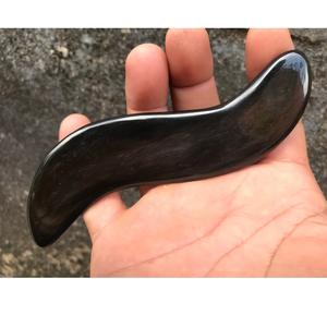 Herramienta de Masaje Gua Sha Profesional de Cuerno de Búfalo para Rostro, Cuello y Cuerpo - Product Image 3