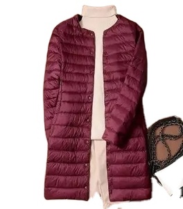 2023 nueva moda mujer chaqueta acolchada delgada chaqueta de pato blanco claro abrigo de invierno portátil a prueba de viento XL tamaño suministro al por mayor - Product Image 3