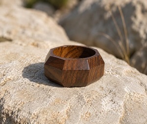 Brazalete de Madera Hecho a Mano, Tamaño Personalizado, Decoración Étnica para el Hogar, Uso Diario, por F S International - Product Image 1