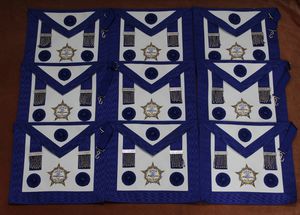 Ensemble de tablier de maître maçon de la Loge Bleue avec chaîne dorée ou argentée et ensemble de serpent - Product Image 6