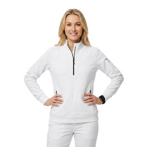 Chaqueta Médica Unisex Personalizada de Corte Atlético, Uniforme para Doctor/Enfermera, Abrigo Térmico con Bolsillos y Detalles Reflectantes - Product Image 4