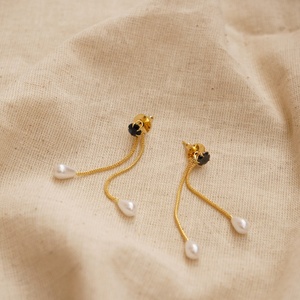 Pendientes de Perlas y Diamantes Simulados Chapados en Oro de 22K RAY FINE ORNATES, Certificados por IGI, Joyería Moderna para Aniversario - Product Image 3
