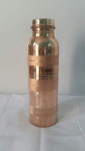 Botella de Agua de Cobre Puro de 1000 ml, Estilo Deportivo, con Logotipo Personalizable, Acabado Mate, Venta Directa - Product Image 4