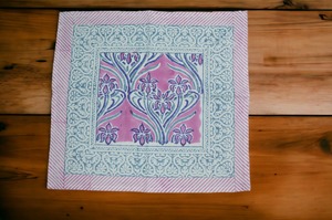 Serviettes de table rectangulaires en coton imprimées à la main, motif floral bleu, linge de table artisanal 80x120cm pour la salle à manger, les mariages et la maison - Product Image 5