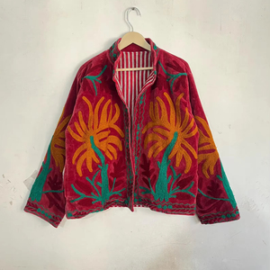 Chaqueta de Terciopelo Rojo Personalizada para Mujer, Bordada a Mano con Motivo de Palmera Tropical, Abrigo de Invierno de Lujo - Product Image 1