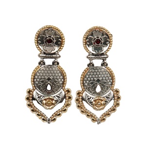 Pendientes Colgantes de Plata Oxidada Bicolor con Engaste de Bisel y Diseño Floral Bohemio para Mujer, Venta al por Mayor para Proveedores - Product Image 1