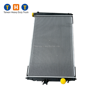 Radiador y piezas de refrigeración para camiones DAF 410/460 con motor diésel - Product Image 1