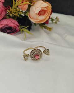 Designer Antique Gold Plated Brass Double Finger <b>Ring</b> Wholesale Kundan Gemstone Two Finger Adjustable <b>Statement</b> <b>Ring</b> Collections - Product Image 3
