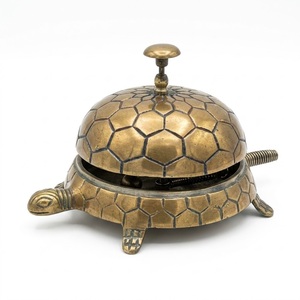 Campana de Escritorio de Latón Macizo con Grabado Floral Ornamentado, Estilo Vintage Antiguo, Campana de Servicio para Recepción de Hotel, Restaurante u Oficina - Product Image 3