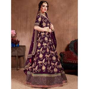 Lehenga choli brodé de créateur de vêtements de mariée de couleur pourpre séduisante - Product Image 5