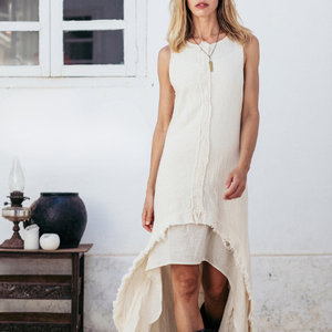เดรสยาวสีขาวสไตล์โบฮีเมียน ผ้าฝ้ายออร์แกนิคสีเอิร์ธโทน  แบบสองชั้น ทรงไฮโลว์ สำหรับใส่ในฤดูร้อน เหมาะสำหรับงานเทศกาล - Product Image 2