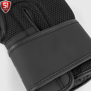 ถุงมือชกมวย SUMROOS SI-BG-1804 สีดำทอง หนังแท้ สายรัดข้อมือปรับได้ ป้องกันการกระแทก สวมใส่สบาย เหมาะสำหรับการฝึกซ้อม - Product Image 3