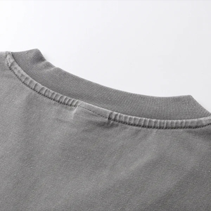 Camiseta de hombre de algodón puro con cuello en V, de manga corta, estilo retro, de punto, oversize, teñida con cera, lavada, vintage, con personalidad, lisa - Product Image 6