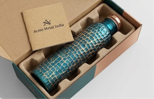 Botella de agua minimalista de cobre con patrón azul cobre de lujo, botella ecológica, elegante para uso diario, cocina y viajes. - Product Image 5