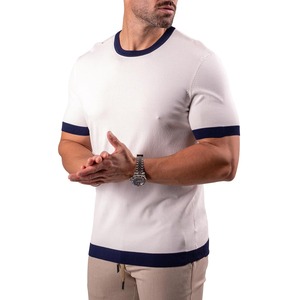 Camiseta Blanca de Cuello Redondo y Manga Corta para Hombre con Ribete en Contraste Azul Marino, de Algodón Tejido, Talla Grande, Largo Regular, Color Sólido - Product Image 4