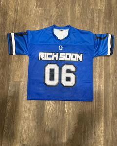 T-shirts à séchage rapide personnalisés col en V maille polyester coupe carrée T-shirts lourds vêtements de football chemises en jersey T-shirts pour hommes - Product Image 3