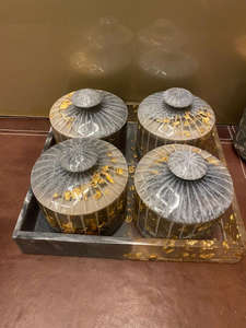 Juego de tarros decorativos de resina de lujo y bandeja Tazón de resina Premium Diseño único Decoración de mesa Utensilios de cocina Comida Falak World Export - Product Image 2