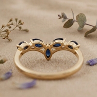 Bague de mariage en or 14 carats avec saphir taille marquise certifié IGI, design feuille minimaliste, empilable, délicate, avec pierre précieuse, unisexe