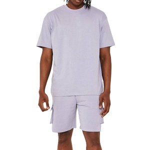 ชุดเสื้อยืดและกางเกงขาสั้นผู้ชายแบรนด์ส่วนตัว ขายส่ง ชุดลำลองฤดูร้อนสองชิ้น ชุดออกกำลังกาย ชุดลำลอง รับผลิตตามสั่งจากโรงงาน - Product Image 1