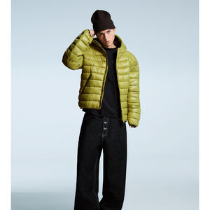 Veste d'hiver chaude pour homme, de qualité supérieure, légère, matelassée, surdimensionnée, à capuche, en duvet, coupe-vent personnalisée pour l'extérieur - Product Image 6