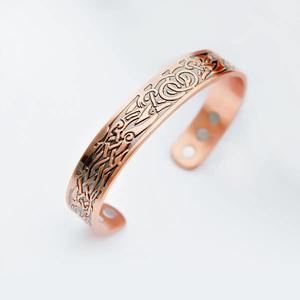 สร้อยข้อมือแม่เหล็กทองแดงสำหรับผู้ชายและทุกเพศ – เครื่องประดับดีไซน์ทองเหลืองประดับเพชรพร้อมแม่เหล็ก 6 ชิ้น สำหรับงานแต่งงานและของขวัญงานปาร์ตี้ - Product Image 2