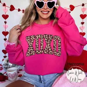 XOXO Wholesale <b>Mock</b> <b>Neck</b> Cotton Fleece Pullover Women Men Ladies Unisex Leopard Print Chenille Letter Embroidery Tackle Twill - Product Image 5